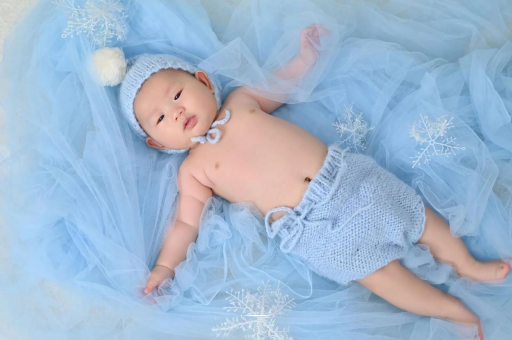 栖霞孕妇肚子上长红点